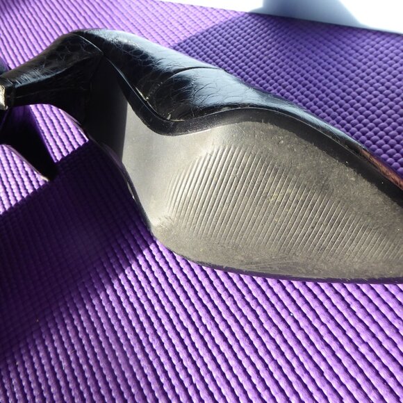 Jessica High Heel Black Pumps - Picture 9 of 10